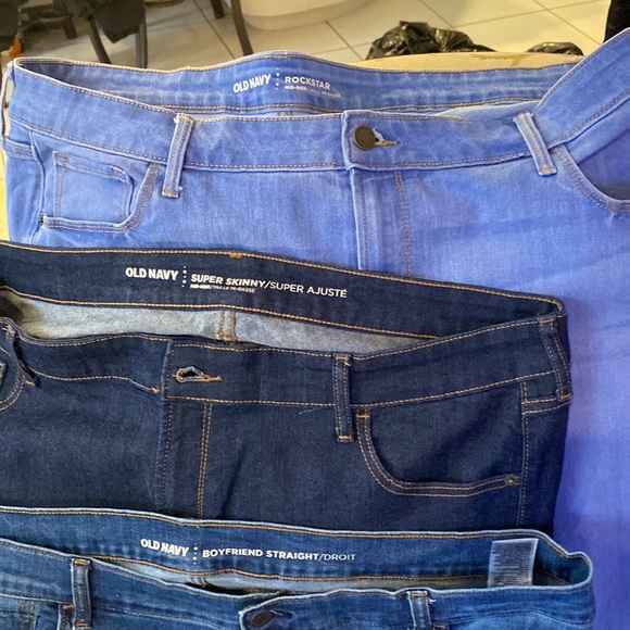 3 pair of Old Navy jeans - size 18 regular - Picture 2 of 10